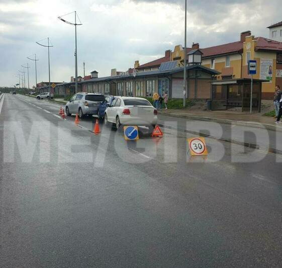 В Гурьевске 3 машины столкнулись «паровозиком», пострадал один из водителей - Новости Калининграда | Фото: пресс-служба регионального УМВД