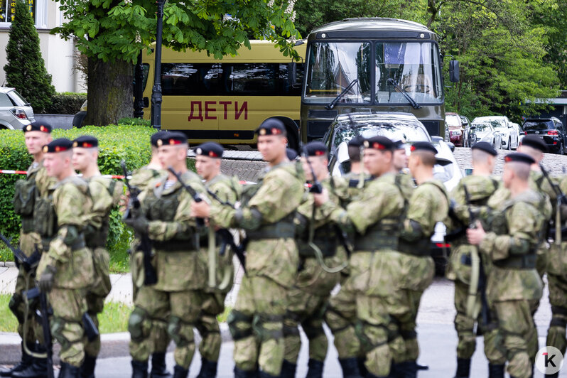 С танками, но без авиации: в Калининграде прошла генеральная репетиция парада Победы (фоторепортаж) - Новости Калининграда | Фото: Александр Подгорчук / «Клопс»