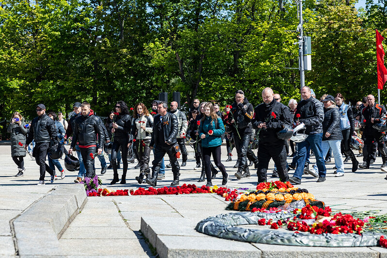 Накануне Дня Победы в Шатрово появилась композиция из трёх мотоциклов времён войны (фото) - Новости Калининграда | Фото: пресс-служба правительства Калининградской области