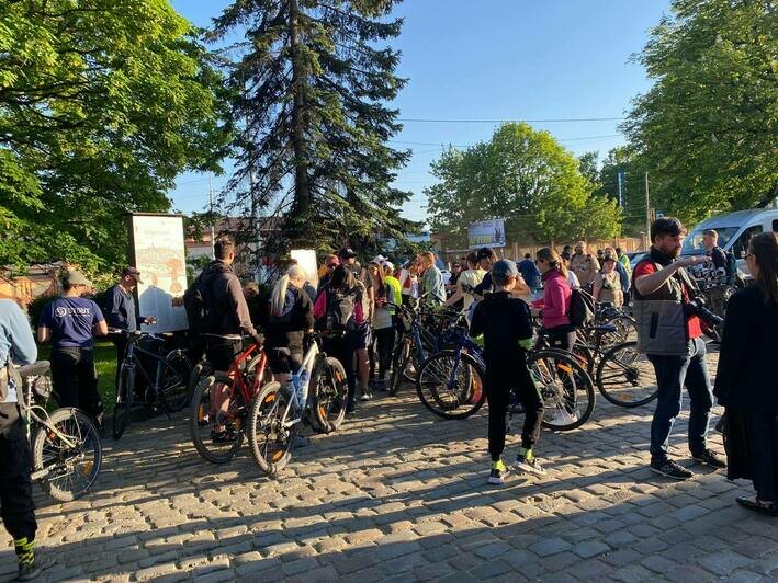 Начало велопробега и экспозиция «О маленькая муха!» в Музее янтаря | Фото: «Клопс»