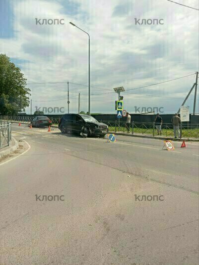 На въезде в Константиновку столкнулись два автомобиля (фото)   - Новости Калининграда | Фото: очевидец