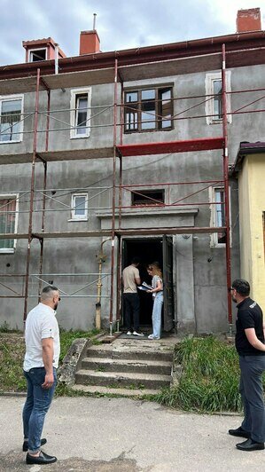 В Калининграде во дворе на улице Козенкова выкопали снаряд (фото) - Новости Калининграда | Фото: Фонд капитального ремонта Калининградской области