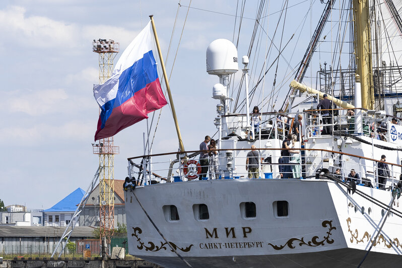 Самый быстрый парусник: фоторепортаж с морского фестиваля в Калининграде - Новости Калининграда | Фото: Александр Подгорчук / «Клопс»