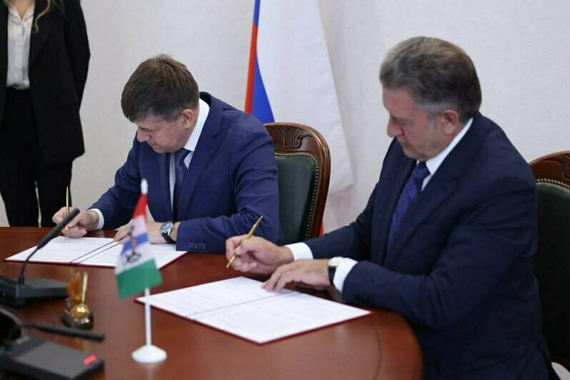 Андрей Кропоткин: Интересные и сильные проекты новосибирцев можно позаимствовать для Калининградской области     - Новости Калининграда | Фото: пресс-служба регионального парламента