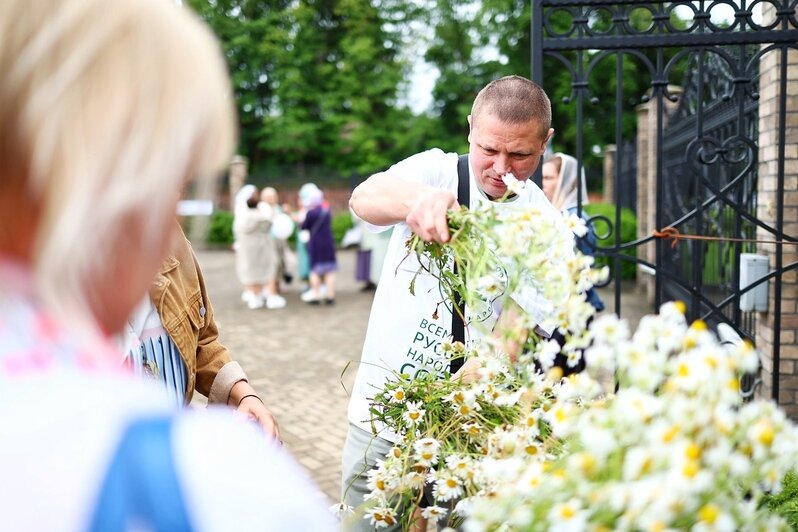 От взрослых до самых маленьких: в Калининграде прошёл парад семей (фоторепортаж) - Новости Калининграда | Фото: Александр Подгорчук / «Клопс»