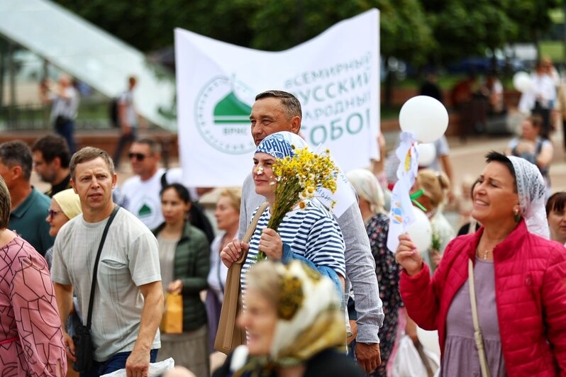 От взрослых до самых маленьких: в Калининграде прошёл парад семей (фоторепортаж) - Новости Калининграда | Фото: Александр Подгорчук / «Клопс»