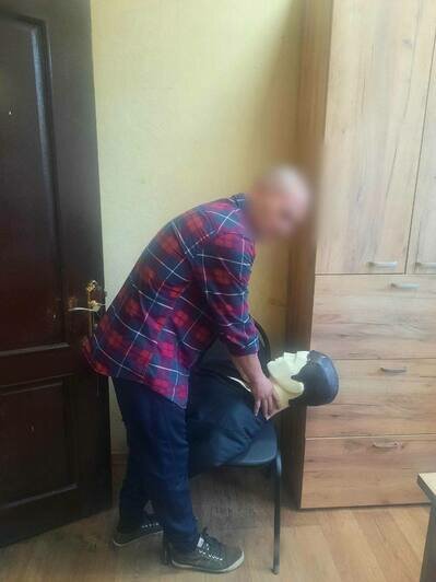 В Янтарном колясочница пригласила за стол мужчин, которые помогли ей поднять в квартиру технику, и едва не стала жертвой убийства - Новости Калининграда | Фото: пресс-служба УМВД по Калининградской области