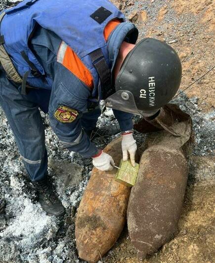 Под Балтийском нашли две авиабомбы весом по 100 кг (фото) - Новости Калининграда | Фото: МЧС региона