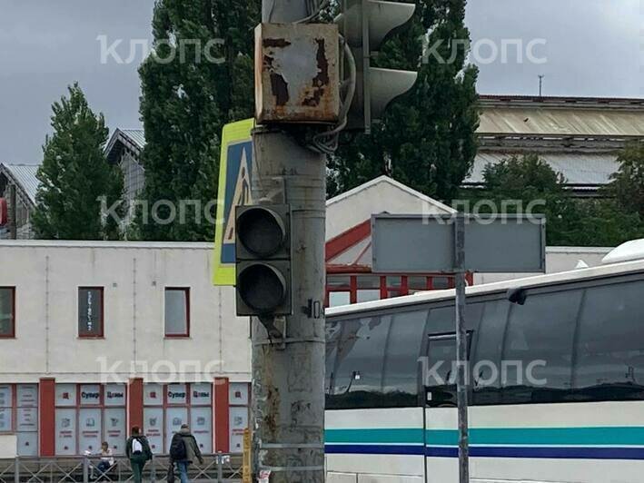 В Калининграде возле Южного вокзала второй день не работают светофоры (фото) - Новости Калининграда | Фото: «Клопс»