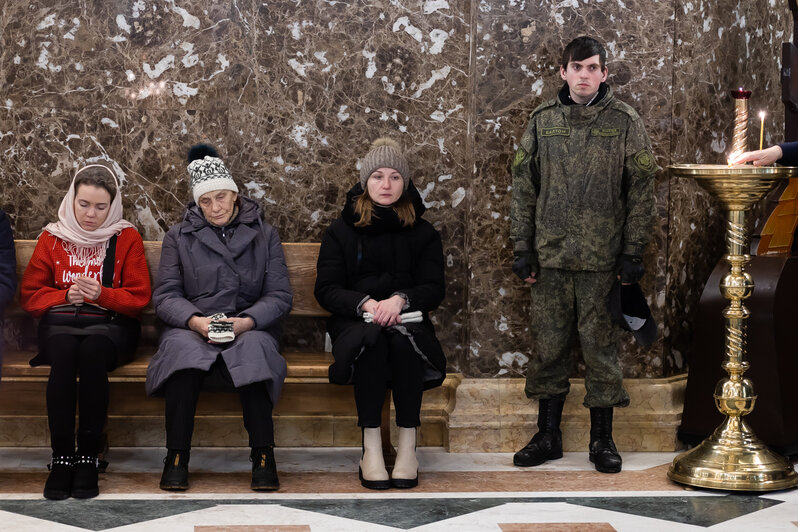 После появления первой звезды: в Кафедральном соборе прошло ночное рождественское богослужение (фоторепортаж) - Новости Калининграда | Фото: Александр Подгорчук / «Клопс»