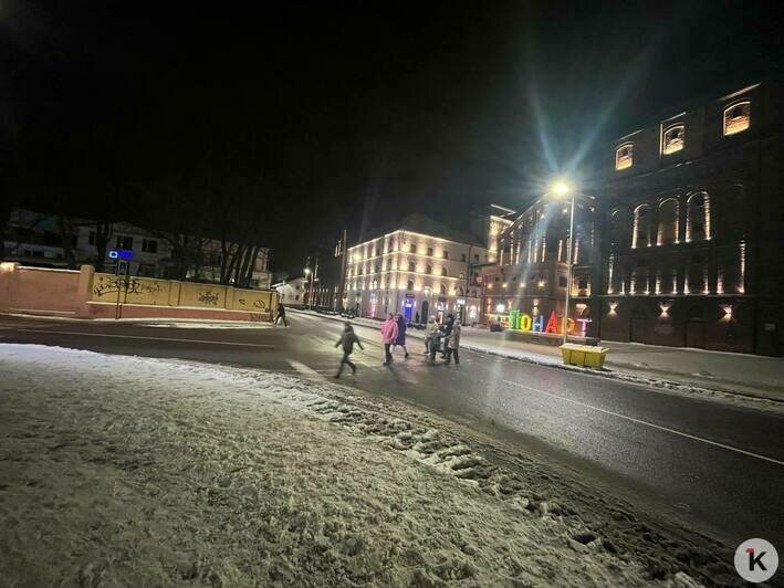 Сам себе гаишник: в центре Калининграда стёрлась разметка - Новости Калининграда | Фото: «Клопс»