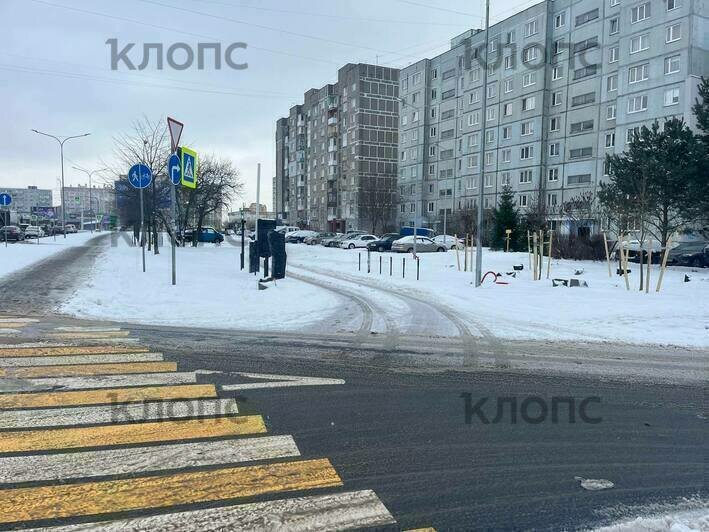 В Калининграде возле детской поликлиники на Горького построили новую парковку (фото) - Новости Калининграда | Фото: «Клопс»
