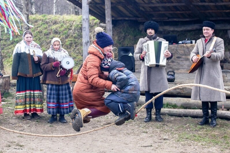 Игры, танцы и гуляния с викингами: поселение Кауп приглашает на празднование Масленицы - Новости Калининграда | Фото предоставлены организаторами