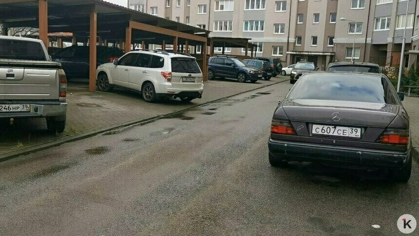 Мама сбитого во дворе на Северной горе мальчика решила установить знаки с разметкой, чтобы обезопасить детей    - Новости Калининграда | Фото: «Клопс»