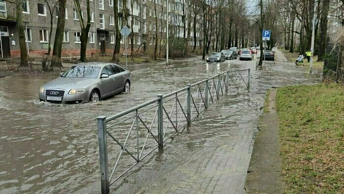 Обстрел Лисичанска, потоп в Калининграде и ДТП с пострадавшей: 10 важных событий выходных - Новости Калининграда | Фото: очевидец