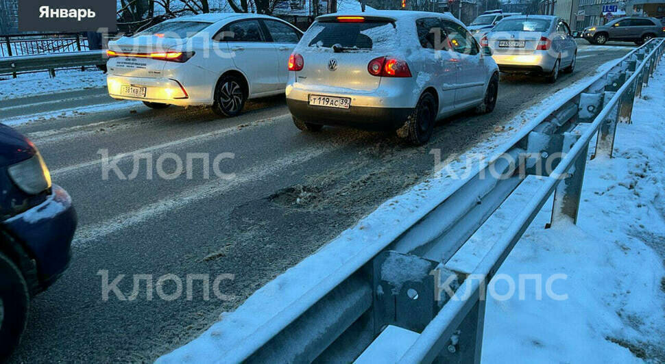 До основания дороги: в одном и том же месте на Озерова в третий раз за 2 месяца появилась яма (фото) - Новости Калининграда