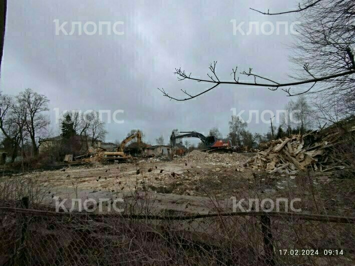 В Калининграде снесли здание бывшей автошколы в конце Невского (фото)  - Новости Калининграда | Фото: очевидец