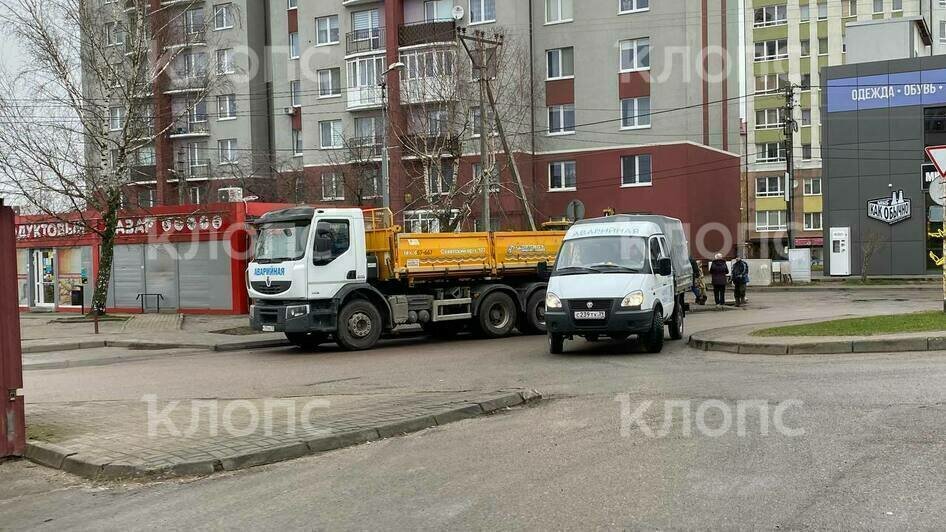 Аварийные работы на ул. Загородной и Ленина в Гурьевске  | Фото: очевидец 