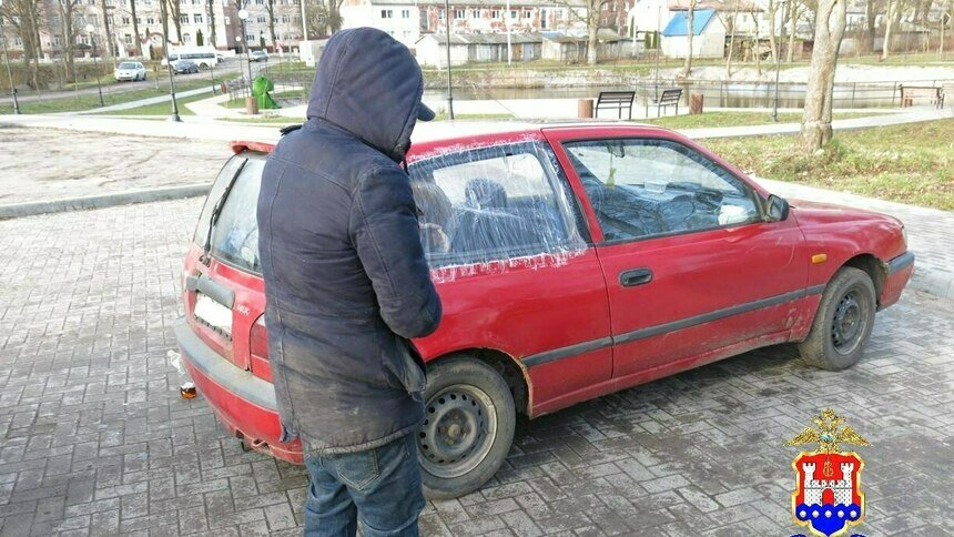 12 свёртков порошка и немного марихуаны: в Полесске задержали пару любовников, зарабатывавших на наркотиках - Новости Калининграда | Фото: пресс-служба УМВД по Калининградской области