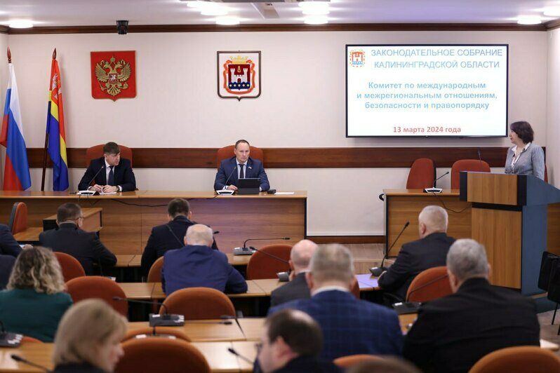 Андрей Кропоткин: Нагрузка на мировых судей значительная – порядка 300 тысяч дел ежегодно   - Новости Калининграда