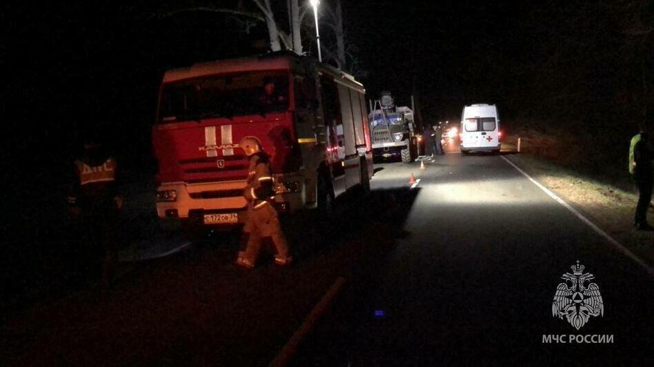 Под Багратионовском произошло ДТП с тремя автомобилями, погибла женщина (фото)   - Новости Калининграда | Фото: пресс-служба МЧС региона