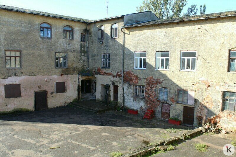«Помойка внутри храмов и замков — это недопустимо»: что посмотреть на туристическом маршруте «Полесское кольцо» - Новости Калининграда | Фото: «Клопс» «Помойка внутри храмов и замков — это недопустимо»: что посмотреть на туристическом маршруте «Полесское кольцо» - Новости Калининграда | Фото: «Клопс»