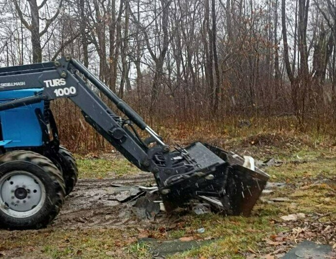 В Калининградской области разобрали ещё одну свалку, где автомобилисты оставляли старые шины (фото) - Новости Калининграда | Фото: администрация Зеленоградского городского округа