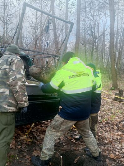 Под Балтийском нашли и обезвредили фугасную авиабомбу (фото)  - Новости Калининграда | Фото: заместитель генерального АО «Форпост Балтики Плюс» Сергей Кшнякин