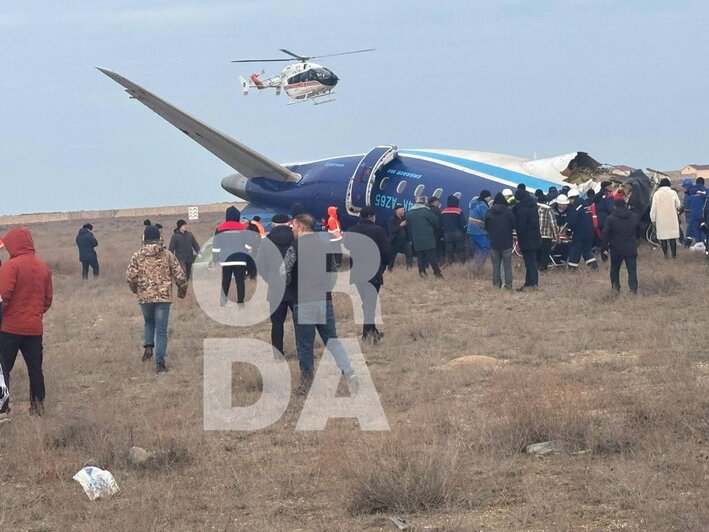 Уцелел только хвост: в сети появились фотографии с места авиакатастрофы в Казахстане  - Новости Калининграда | Фото: телеграм-канал ORDA 