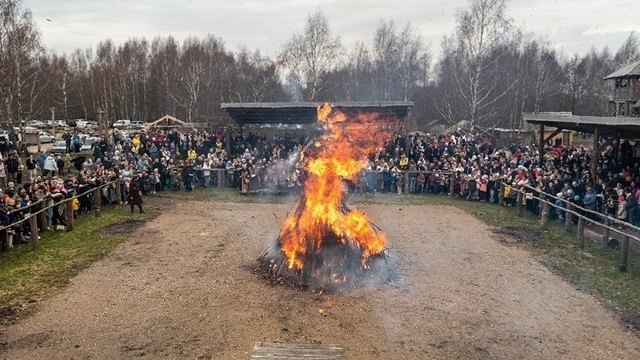 Большой пир с играми, танцами и викингами: поселение Кауп приглашает на празднование Масленицы 