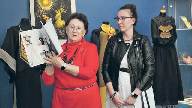 Шерсть вымершего животного и фестиваль шарлотки