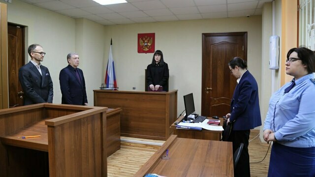 Полгода колонии-поселения: суд наказал бывшего генерала таможни за дебош (видео)