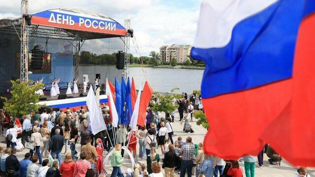 ТОП-13 мест, где можно бесплатно отметить День России в Калининграде и области