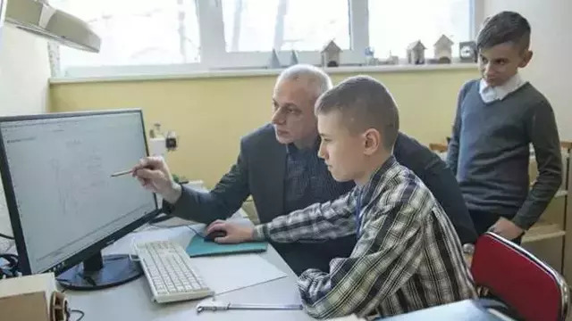 Выплаты учителям в Калининградской области унифицируют