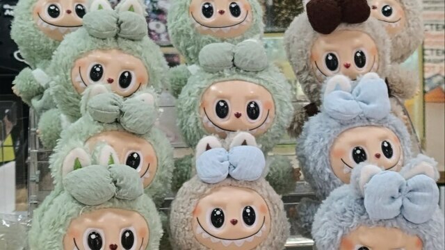 Пушистый, противоречивый и дорогой: как «Клопс» в Калининграде Лабубу искал  
