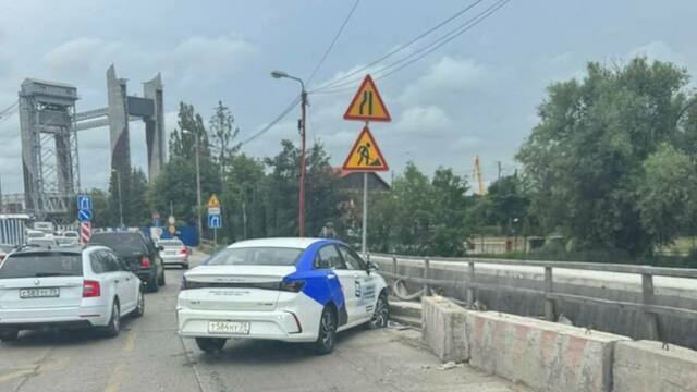 Первый пошёл: в Калининграде запустился каршеринг от «Яндекса», а через несколько часов случилась авария
