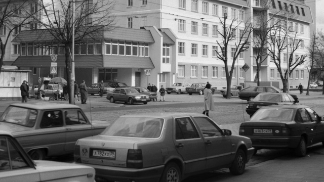 В госархиве показали, как выглядел Калининград в конце 90-х (фото)