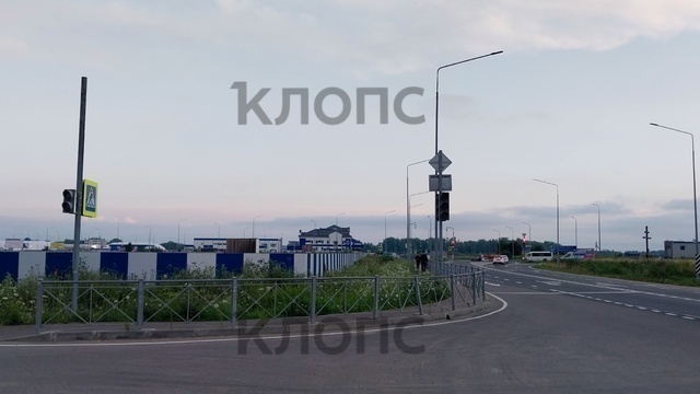 В Холмогоровке установили второй светофор рядом с первым