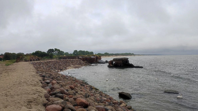 Балтийская коса - под защитой. Авандюну у моря укрепили