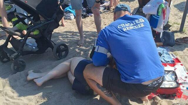 В Калининграде на Пелавском озере спасатели помогли подростку, у которого начался приступ эпилепсии (фото)  