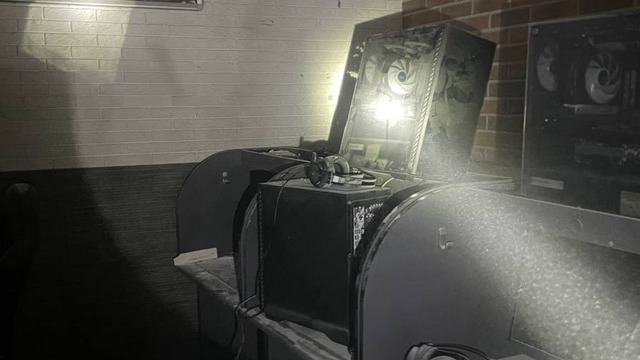 Перегруженный удлинитель едва не стал причиной пожара в калининградском компьютерном клубе с детьми