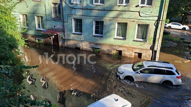 «Люди не спали и работали более суток»: в мэрии Калининграда заявили, что справились со всеми подтоплениями