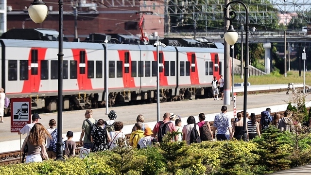 Региональные власти анонсировали запуск электричек в аэропорт Храброво 