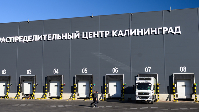 300 рабочих мест и фабрика-кухня: в области открылся логистический центр X5 (фото)