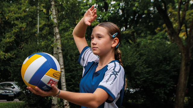 Школьница ради своих увлечений жертвует выходными