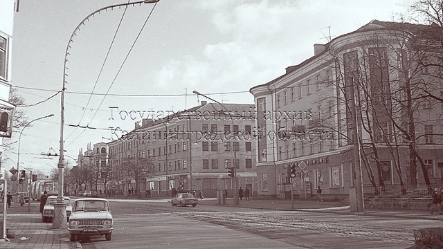 В госархиве показали, как выглядел проспект Мира в 1987 году (фото)