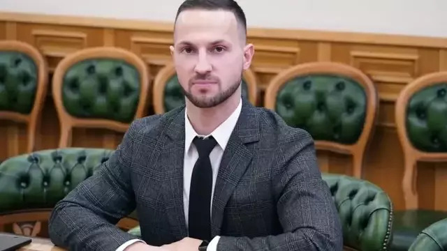 Вину не признают: начался суд над главой и сотрудниками Фонда капремонта в Калининграде