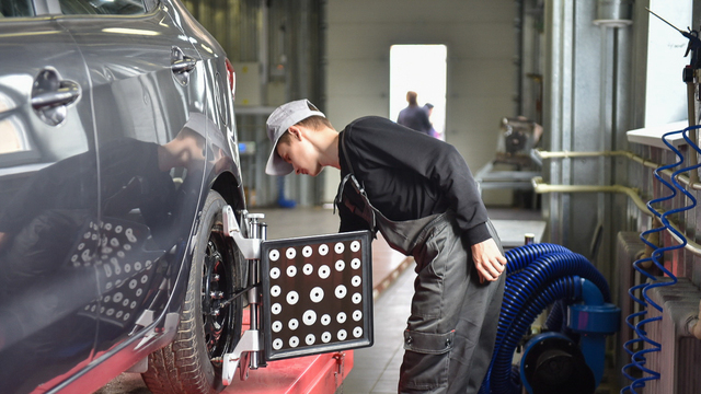 Калининградцы тратят всё больше на платные услуги: лидируют транспорт, коммуналка и медицина