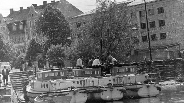 Госархив открыл окно в 60-е, когда жители Полесска беззаботно отдыхали на берегу реки (фото) 