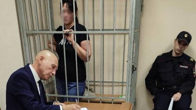 Из-за мошенничества со скамейками в Калининграде сначала арестовали чиновника, теперь - руководителей крупных компаний